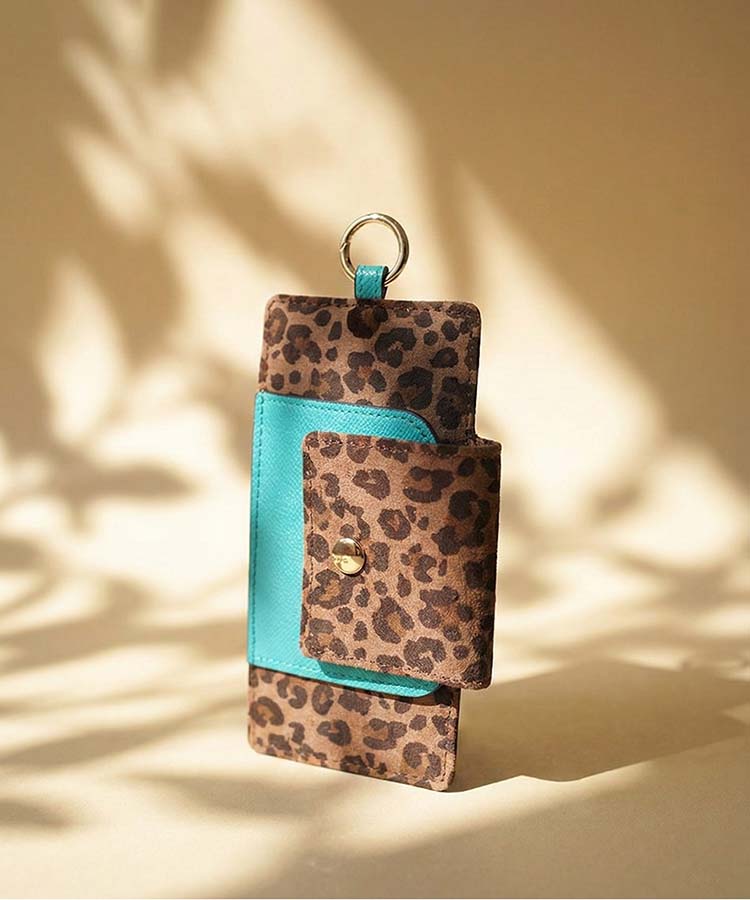 Toujours【トゥジュール】アニマル柄メガネケース