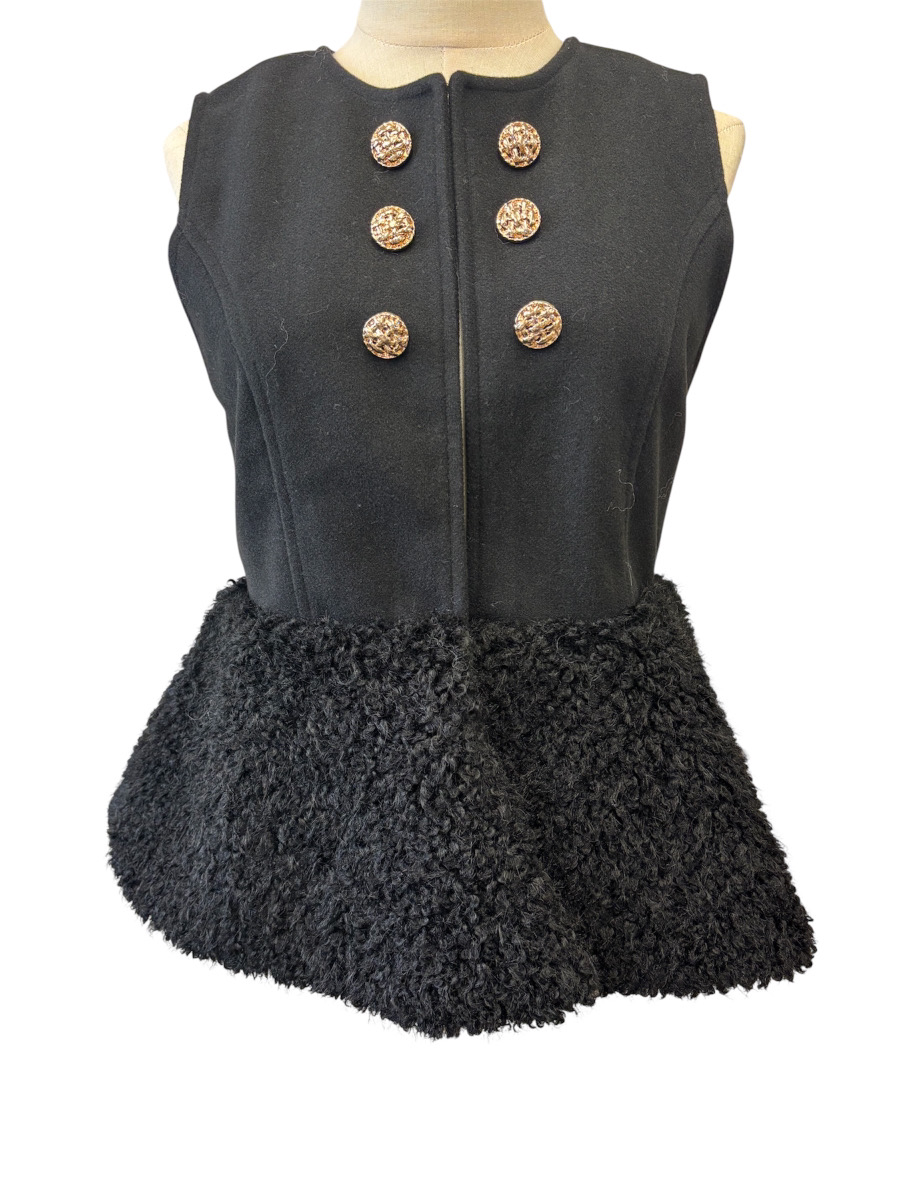 エコファー切替デコボタンペプラムジレ