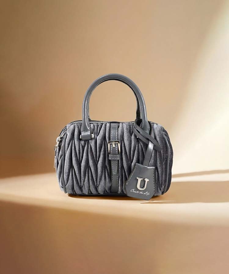 Mou Julia Petit【ムー ジュリア プティ】ベルベットボストンバッグ