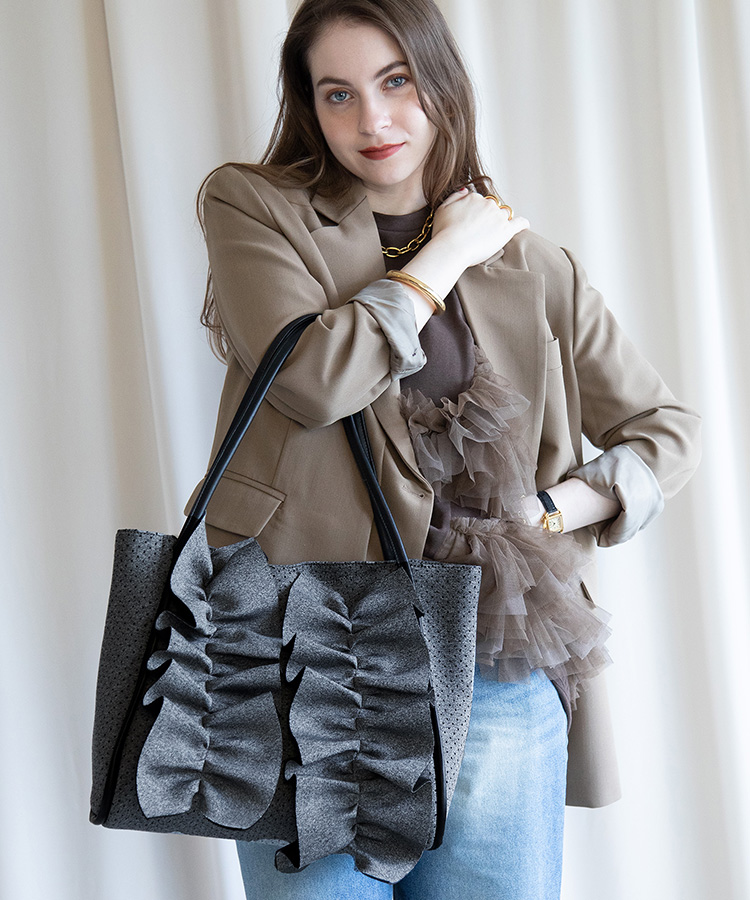Moelleux【モワルー】フリルトートバッグ